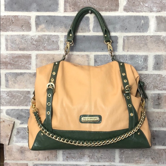 Steve Madden Green/Tan 5 pocket handbag w/ strap - Picture 3 of 4